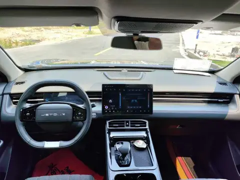 Jetour Dashing 2025 1.5T DCT Elite Edition — thumbnail 4