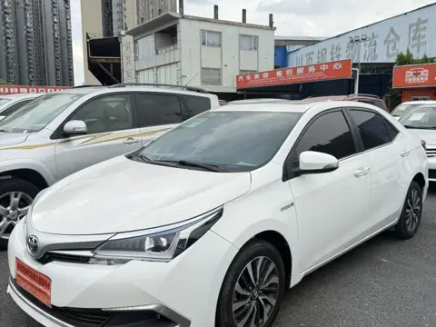 Toyota Corolla 2017 Hybrid 1.8L E-CVT Leading Edition