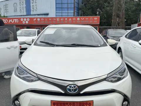 Toyota Levin PHEV 2019 1.8L E-CVT Luxury Edition — thumbnail 2