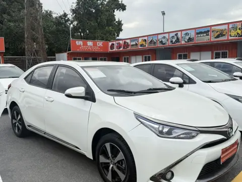 Toyota Levin PHEV 2019 1.8L E-CVT Luxury Edition — thumbnail 3