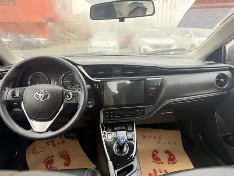 Toyota Levin PHEV 2019 1.8L E-CVT Luxury Edition — thumbnail 6