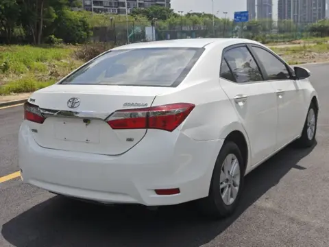 Toyota Corolla 2017 Facelift 1.6L S-CVT GL — thumbnail 4