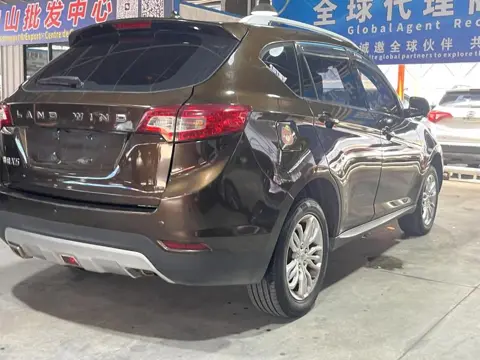 Landwind X5 2016 Plus 1.5T CVT Chuangxiang Edition — thumbnail 4