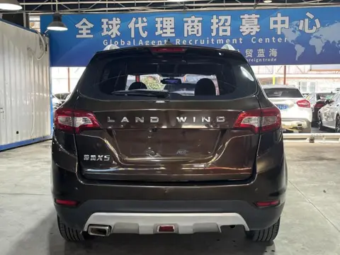 Landwind X5 2016 Plus 1.5T CVT Chuangxiang Edition — thumbnail 5