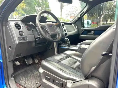 Ford F-150 2011 6.2L SVT Raptor SuperCab — thumbnail 4