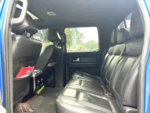 Ford F-150 2011 6.2L SVT Raptor SuperCab — thumbnail 6