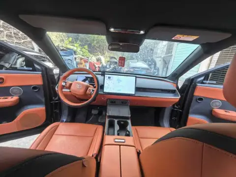 Toyota bZ3X 2025 520 Pro+ Intelligent Driving Edition — thumbnail 5