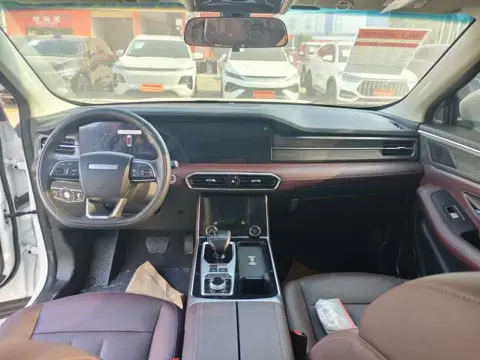 Jetour X90 2025 1.6T DCT Flagship Edition 5-Seater — thumbnail 8