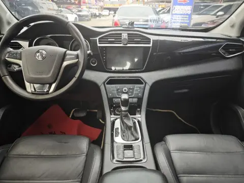 MG GS 2015 1.5TGI TST Elite Edition — thumbnail 9
