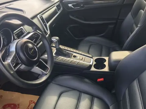 Zotye SR9 2017 2.0T Automatic Ultimate Journey Edition — thumbnail 8