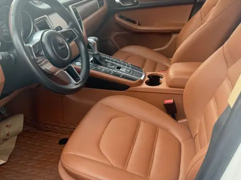 Zotye SR9 2017 2.0T Automatic Ultimate Heart Edition — thumbnail 4