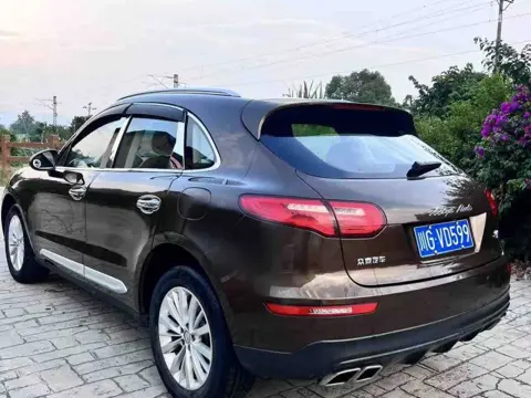 Zotye SR9 2017 2.0T Automatic Ultimate Journey Edition — thumbnail 5