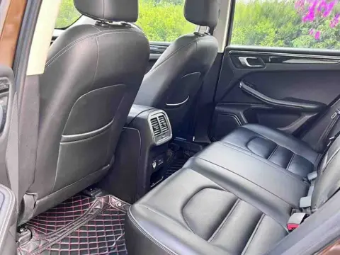 Zotye SR9 2017 2.0T Automatic Ultimate Journey Edition — thumbnail 6