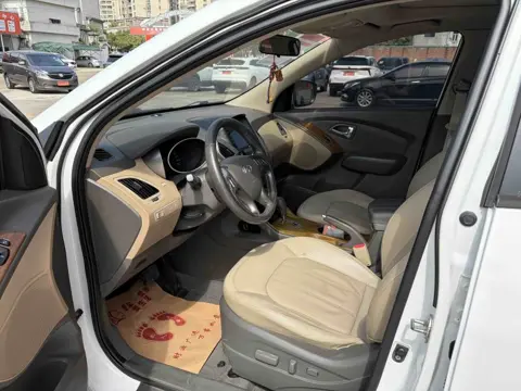 Hyundai ix35 2012 2.0L Automatic 2WD GL — thumbnail 4