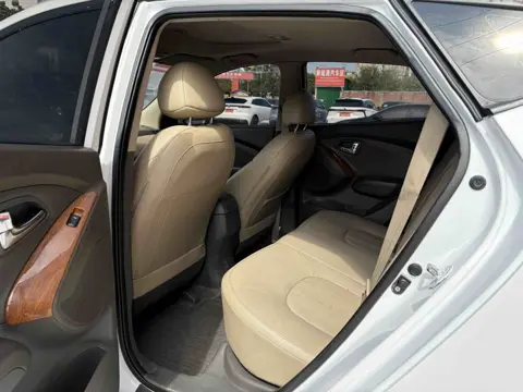 Hyundai ix35 2012 2.0L Automatic 2WD GL — thumbnail 5