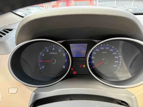 Hyundai ix35 2012 2.0L Automatic 2WD GL — thumbnail 7