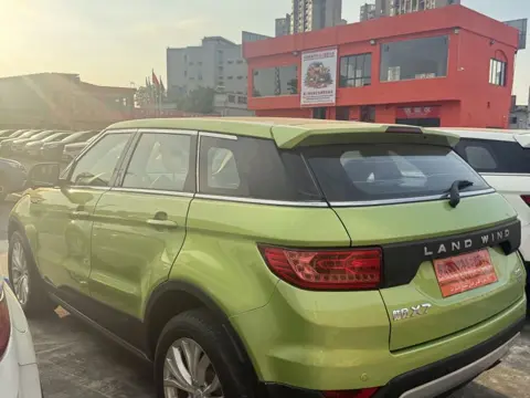 Landwind X7 2015 2.0T Panoramic Luxury Edition Automatic — thumbnail 6