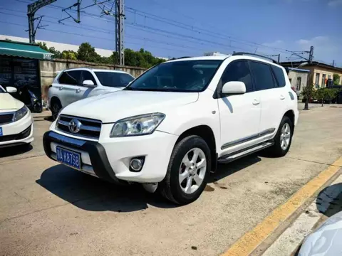 Toyota RAV4 2011 2.0L Automatic Classic Edition