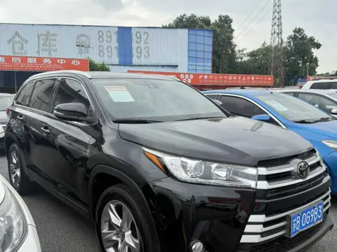 Toyota Highlander 2021 2.0T 4WD Premium 7-Seater — thumbnail 1