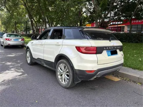 Landwind X7 2016 2.0T Panoramic Premium Automatic — thumbnail 3