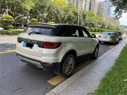 Landwind X7 2016 2.0T Panoramic Premium Automatic — thumbnail 4
