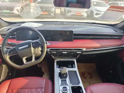 Jetour X70 PLUS 2023 1.5T DCT Ziqiang PRO 5-Seater — thumbnail 6