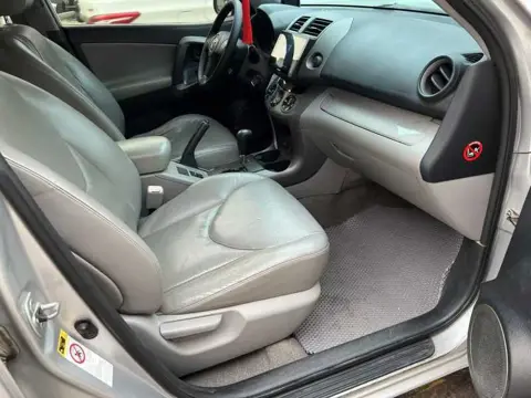 Toyota RAV4 2009 2.4L Automatic Luxury Edition — thumbnail 5