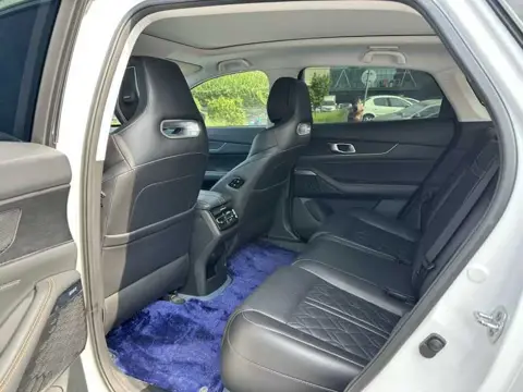 Changan UNI-K 2021 2.0T Luxury Automatic — thumbnail 8