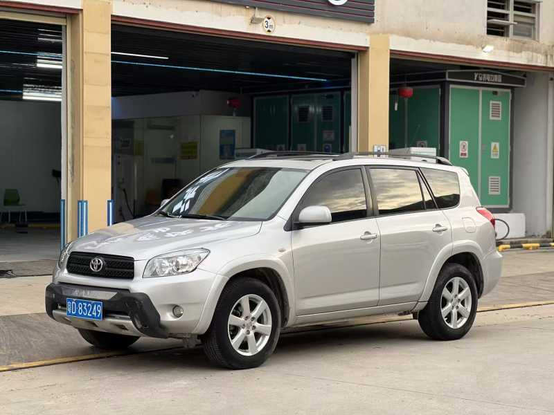 Toyota RAV4 2009 2.4L Automatic Luxury Edition